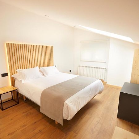 Apartamentos Arumes Do Mar E Montana - Viveiro Buitenkant foto