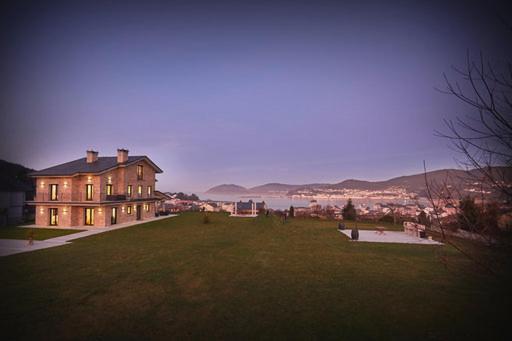 Apartamentos Arumes Do Mar E Montana - Viveiro Buitenkant foto