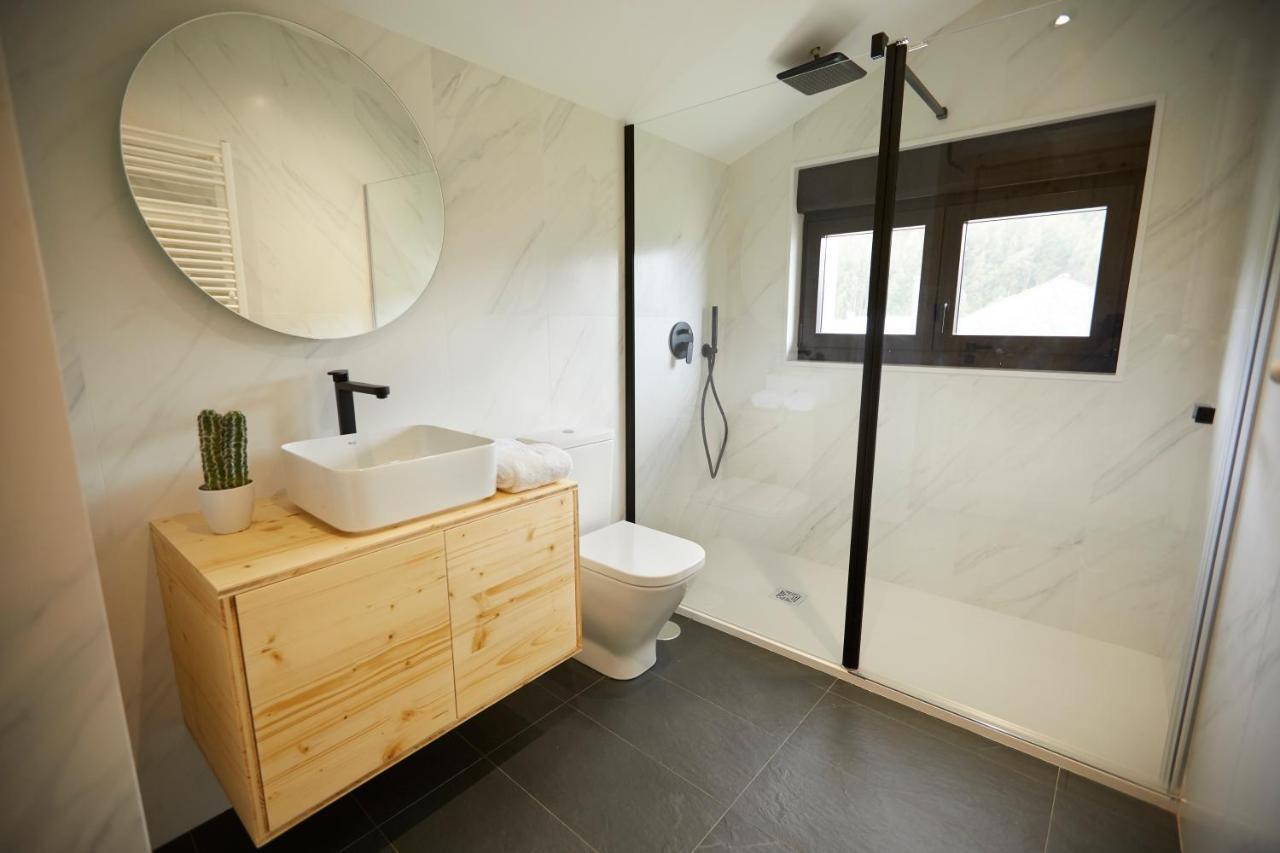 Apartamentos Arumes Do Mar E Montana - Viveiro Buitenkant foto