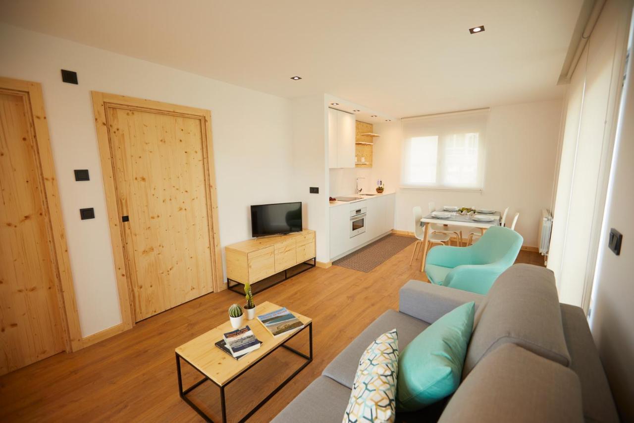 Apartamentos Arumes Do Mar E Montana - Viveiro Buitenkant foto